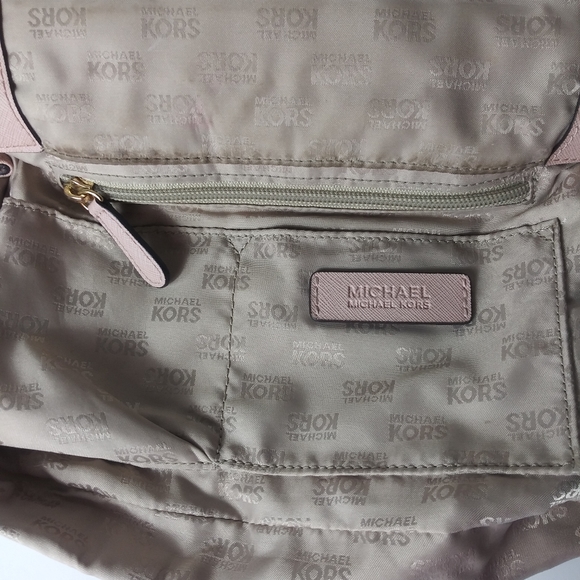 MICHAEL Michael Kors Blush Crossbody #OD-1610 - Picture 7 of 16